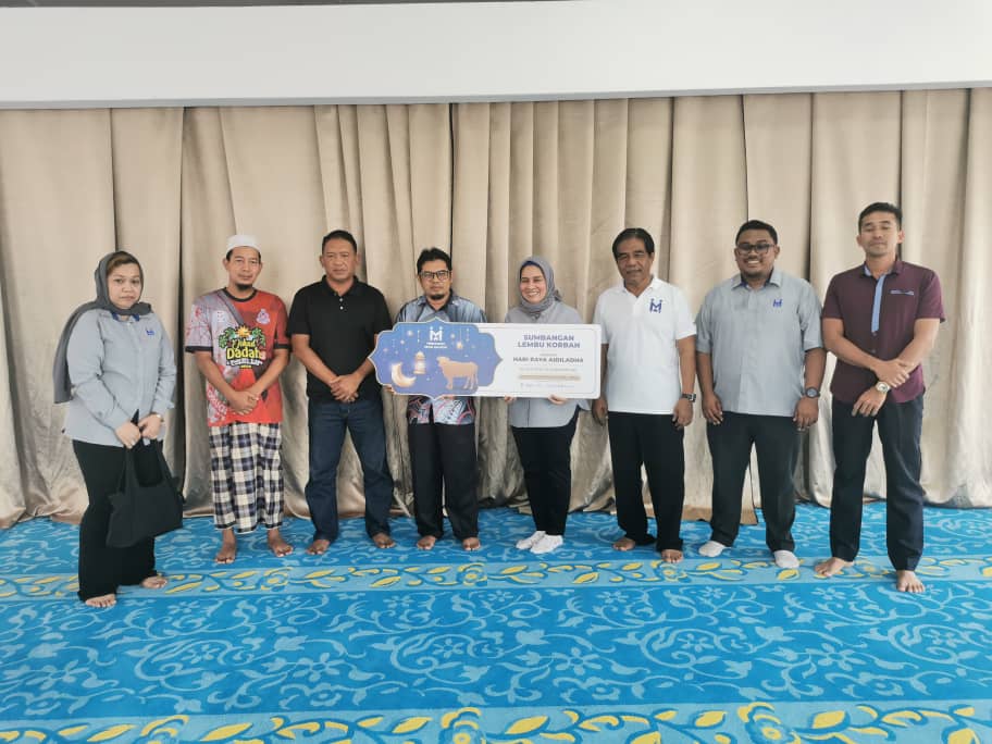Cover image of Community Past Program: Qurban Programme – Contribution and sponsorships of cows which in line with the #PR1MAKita Aspiration at Residensi Bandar Putra Height, Perlis.