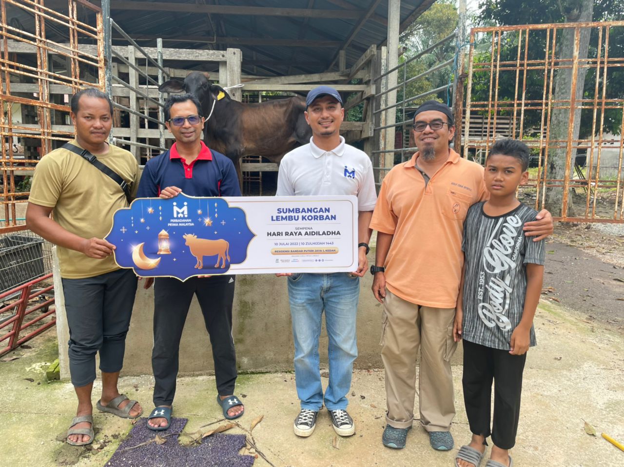 Cover image of Community Past Program: Qurban Programme – Contribution and sponsorships of cows which in line with the #PR1MAKita Aspiration at Residensi Bandar Puteri Jaya 1, Kedah.