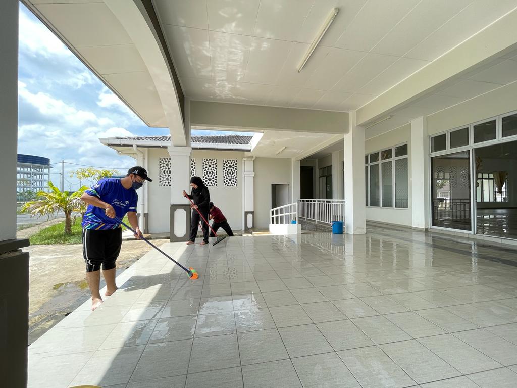 Cover image of Community Past Program: Post-Flood Cleaning Program @ Residensi Lubok Jong, Kelantan
