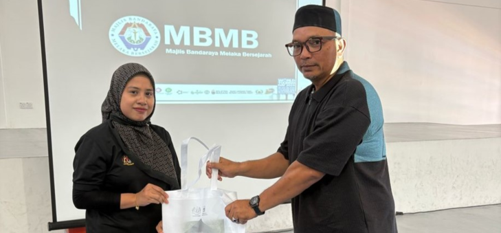 Cover image of Community Past Program: Program Wakaf Al-Quran - Residensi Melaka Tengah 2, Melaka